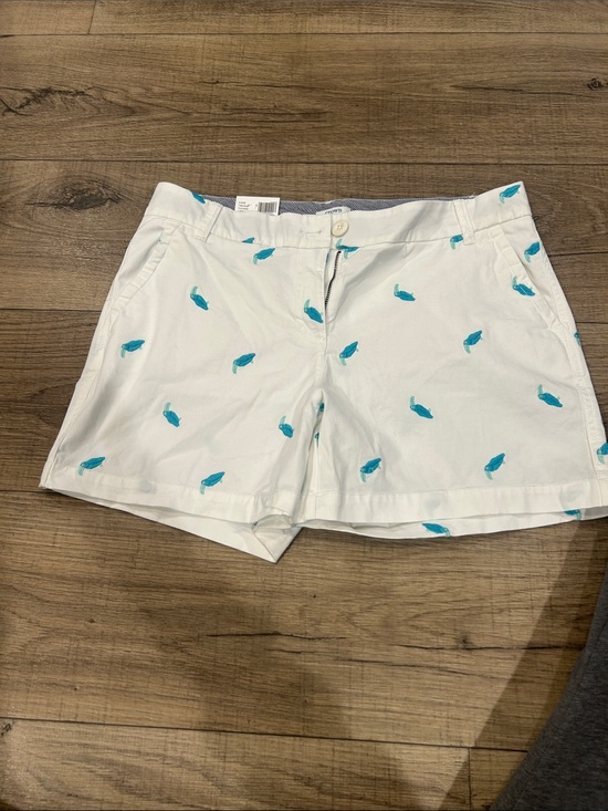 crown & ivy Pants - White Shorts with Teal Embroidered bird- Women's Casual Shorts